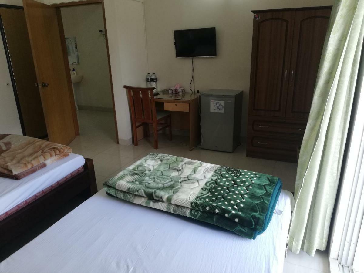 Ambrosia Guest House ダッカ エクステリア 写真