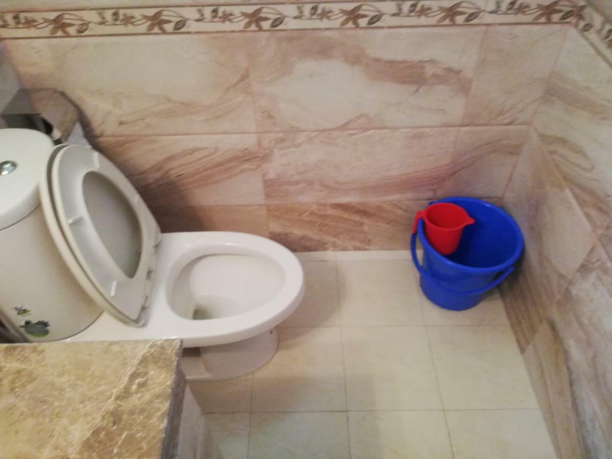 Ambrosia Guest House ダッカ エクステリア 写真