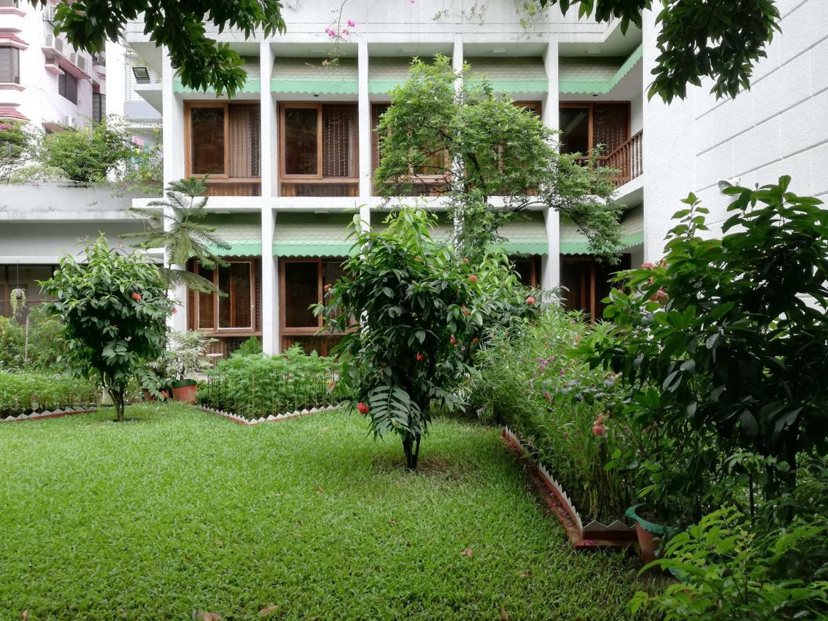 Ambrosia Guest House ダッカ エクステリア 写真