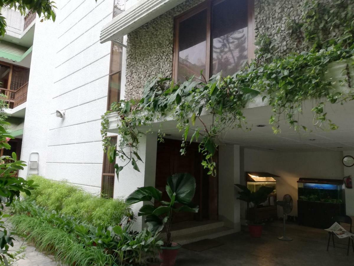 Ambrosia Guest House ダッカ エクステリア 写真